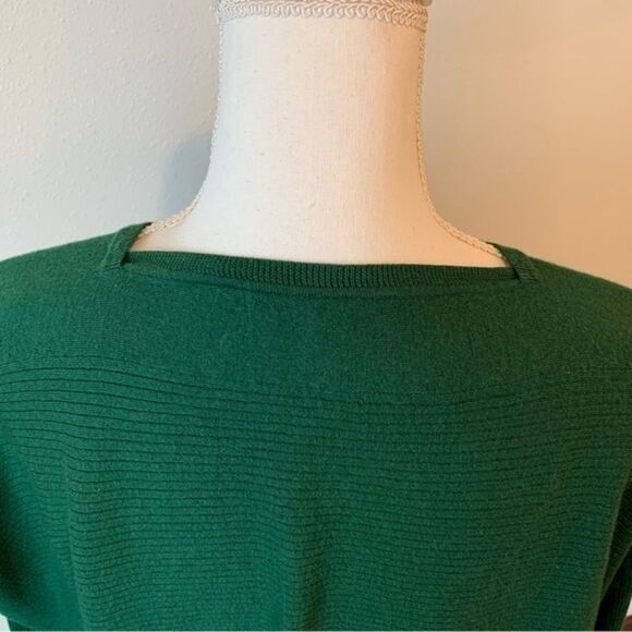 Lafayette 148 100% Wool Batwing Sleeve Classic Green Pullover Sweater - Picture 5 of 10